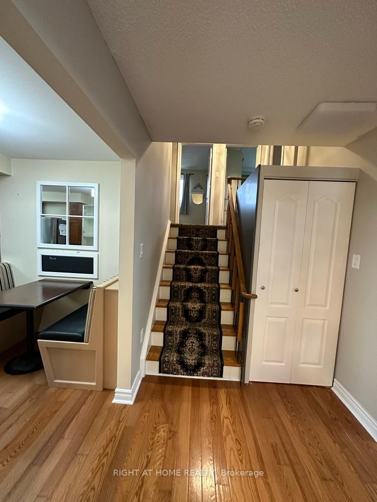 1141 Dowland Cres