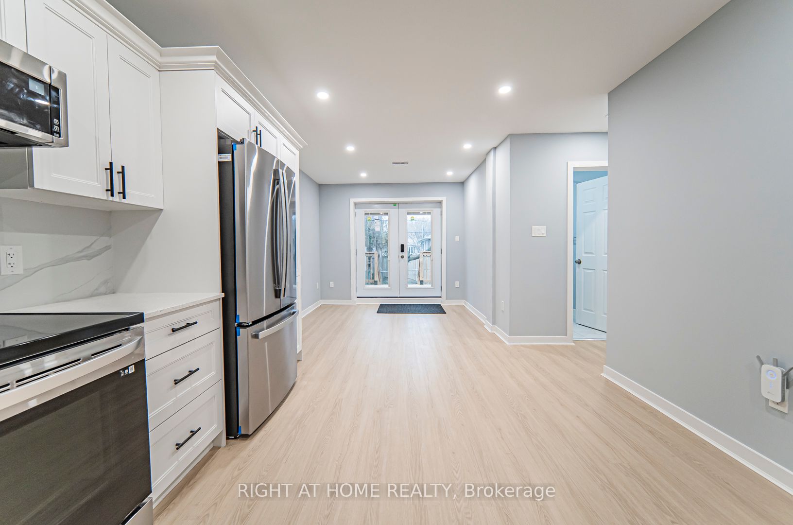 250 Beechy Dr Main Fl