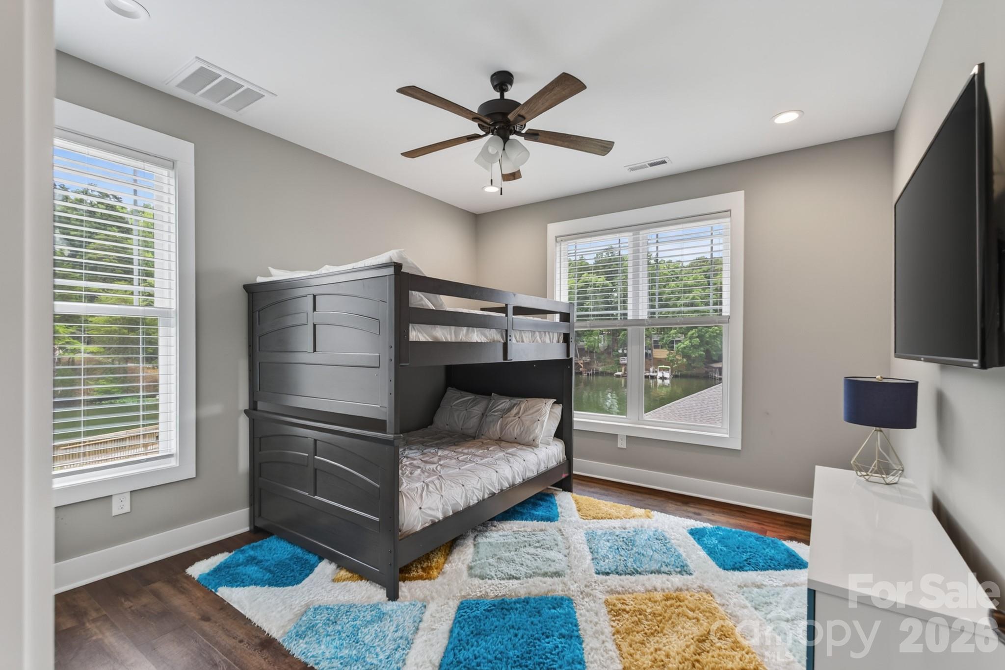 157 Landing Trail
