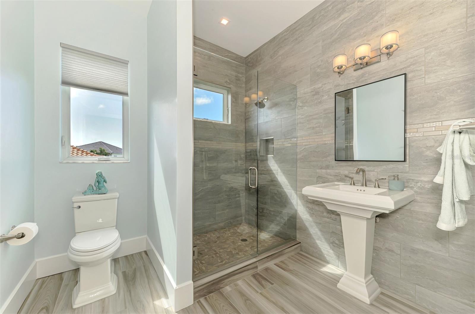 3051 Rivershore Lane