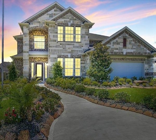 9550 Loyola Drive — sold