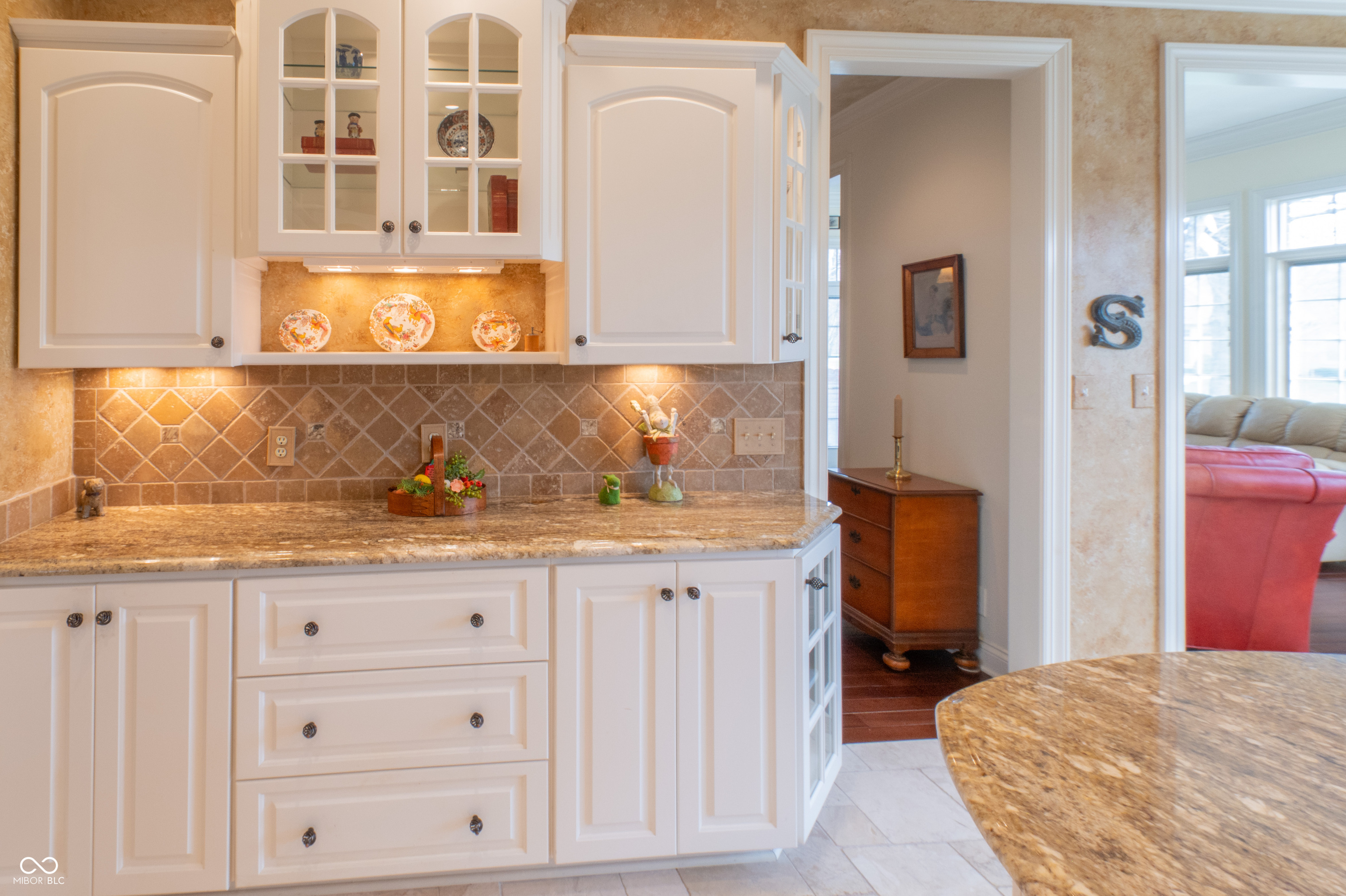 1700 Pathway Drive S