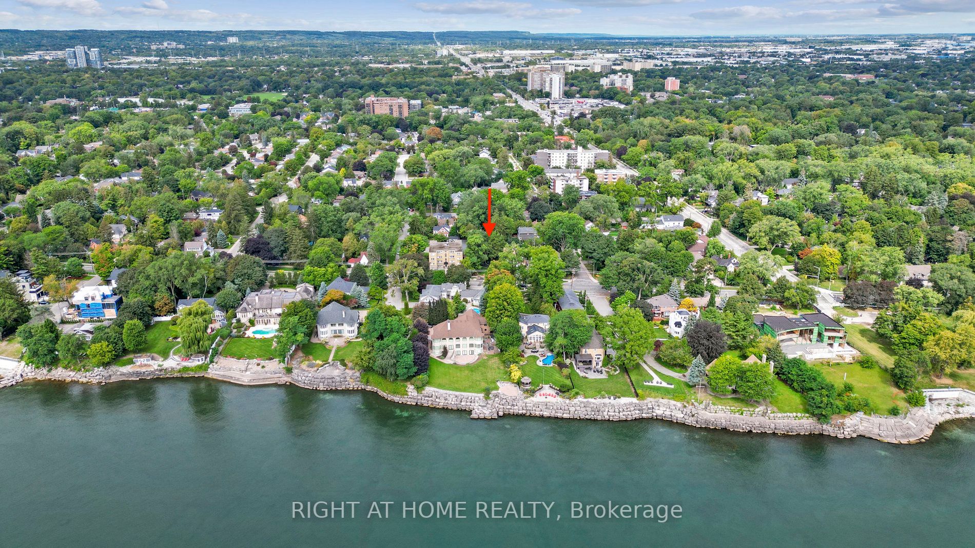 2409 Lakeshore Rd