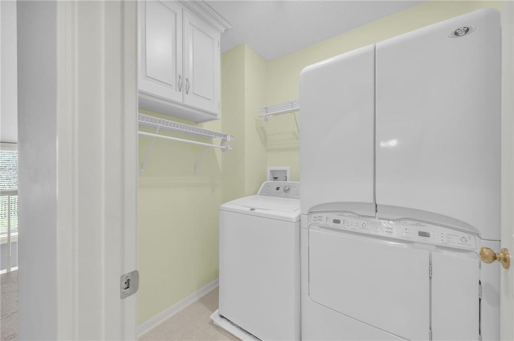 7442 N Sycamore Avenue