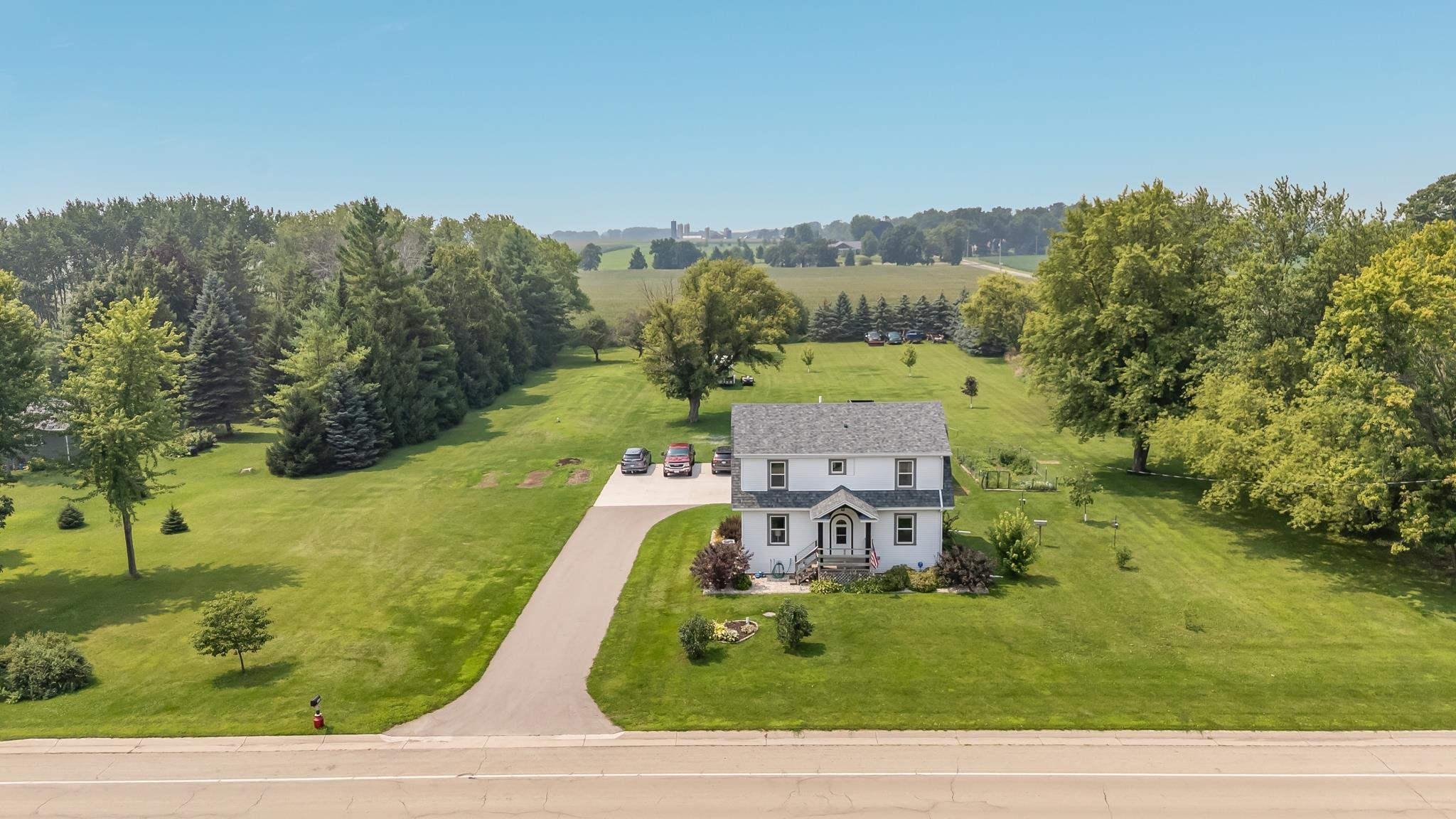 5261 County Rd T
