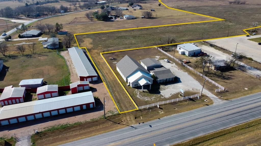 8829 N Highway 171