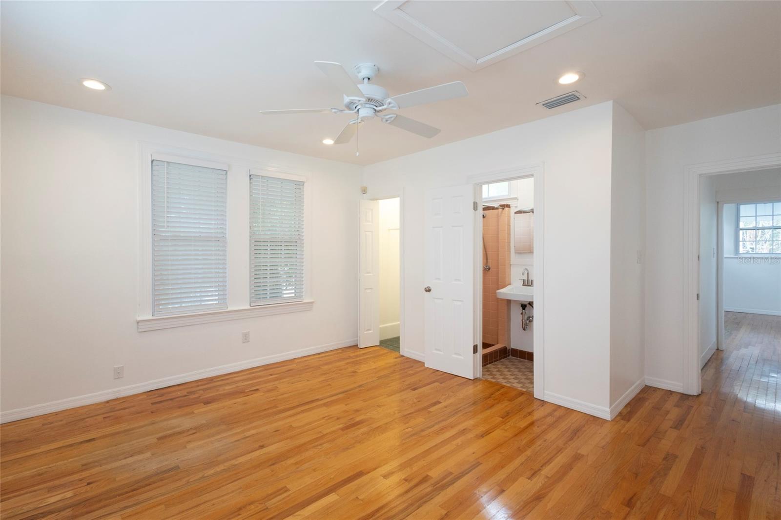 3012 W Sitios Street