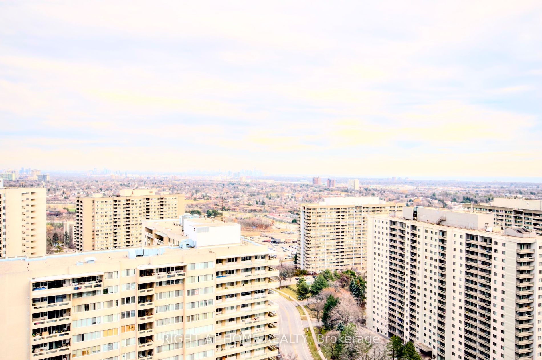 1 W Elm Dr 2611