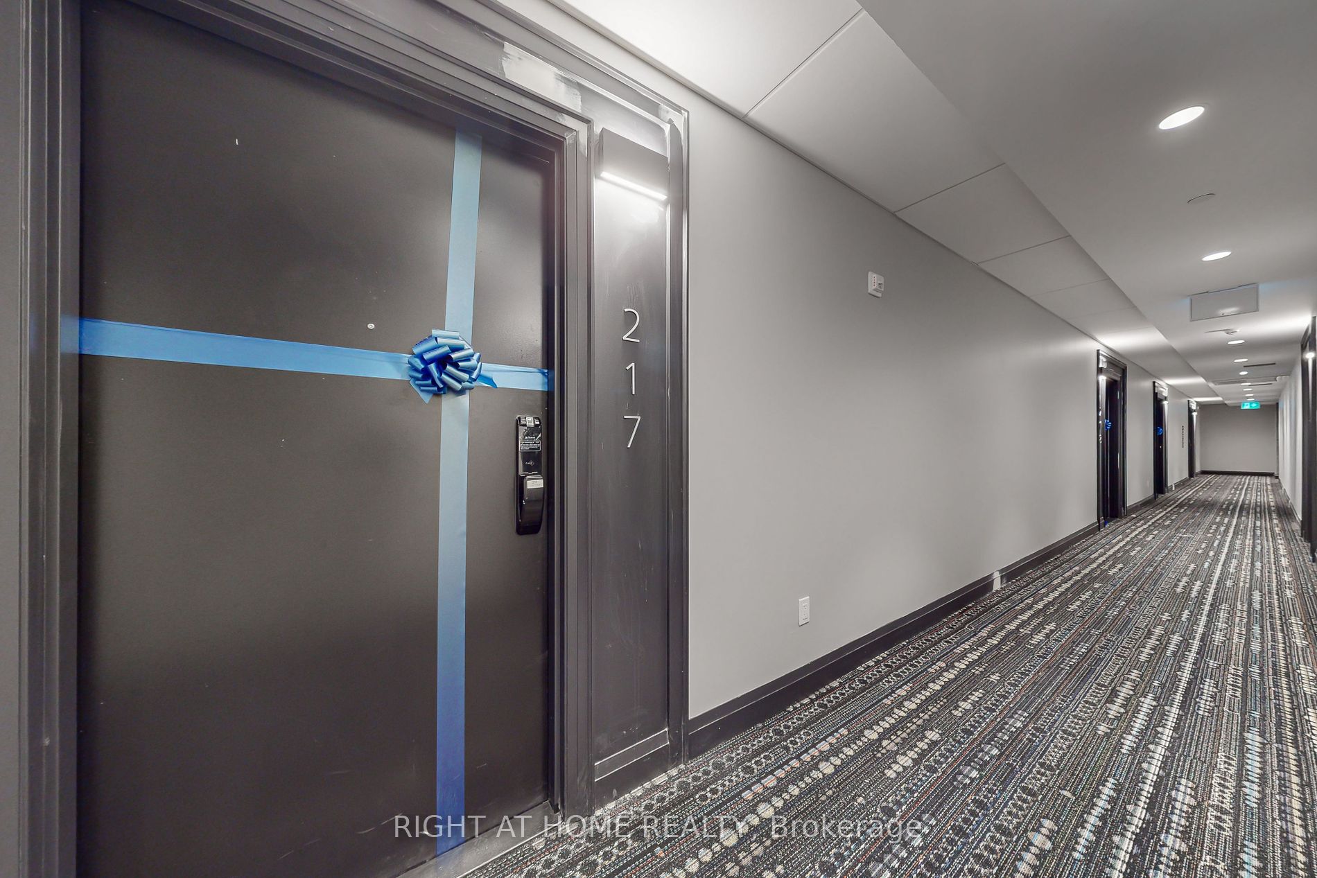 470 Gordon Krantz Ave 217