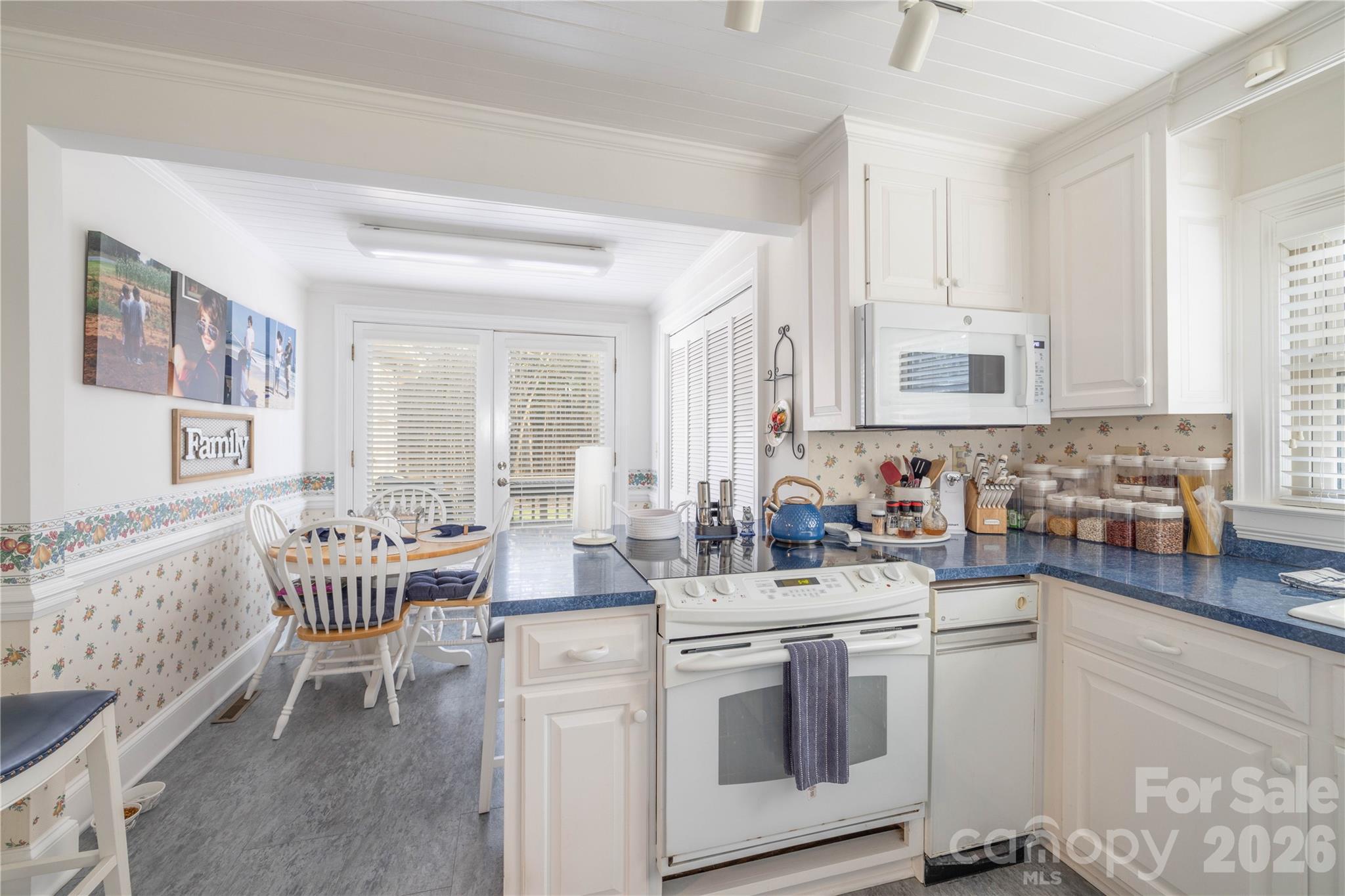 692 Capelsie Road