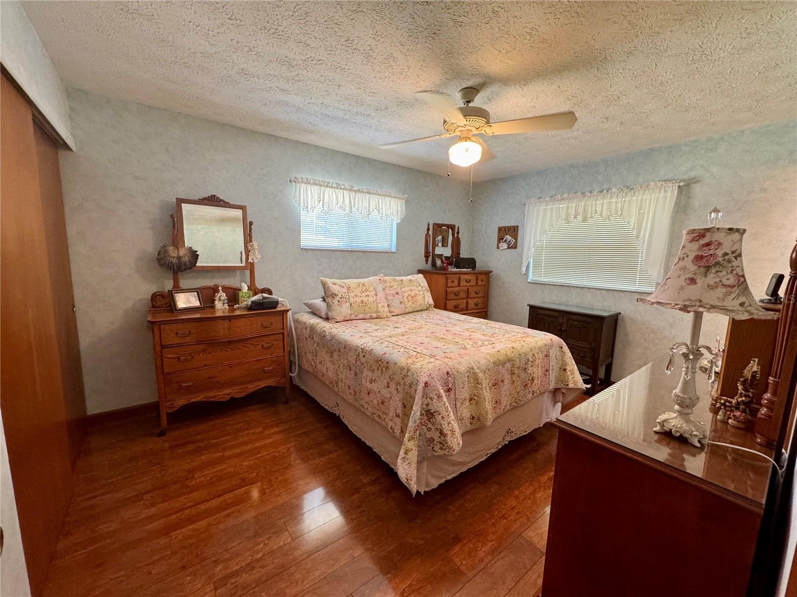 827 Strawberry Lane