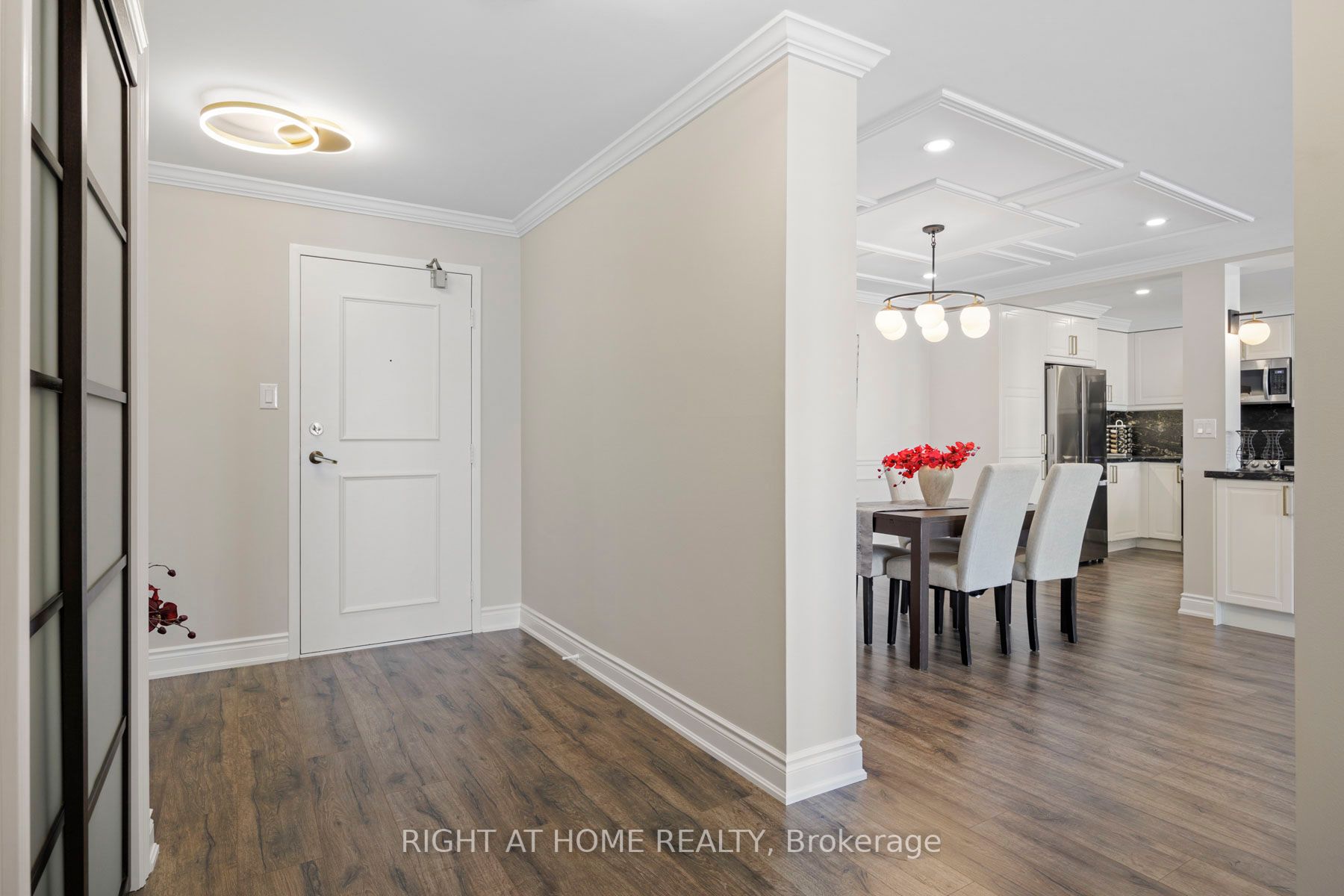 1555 E Finch Ave 1605
