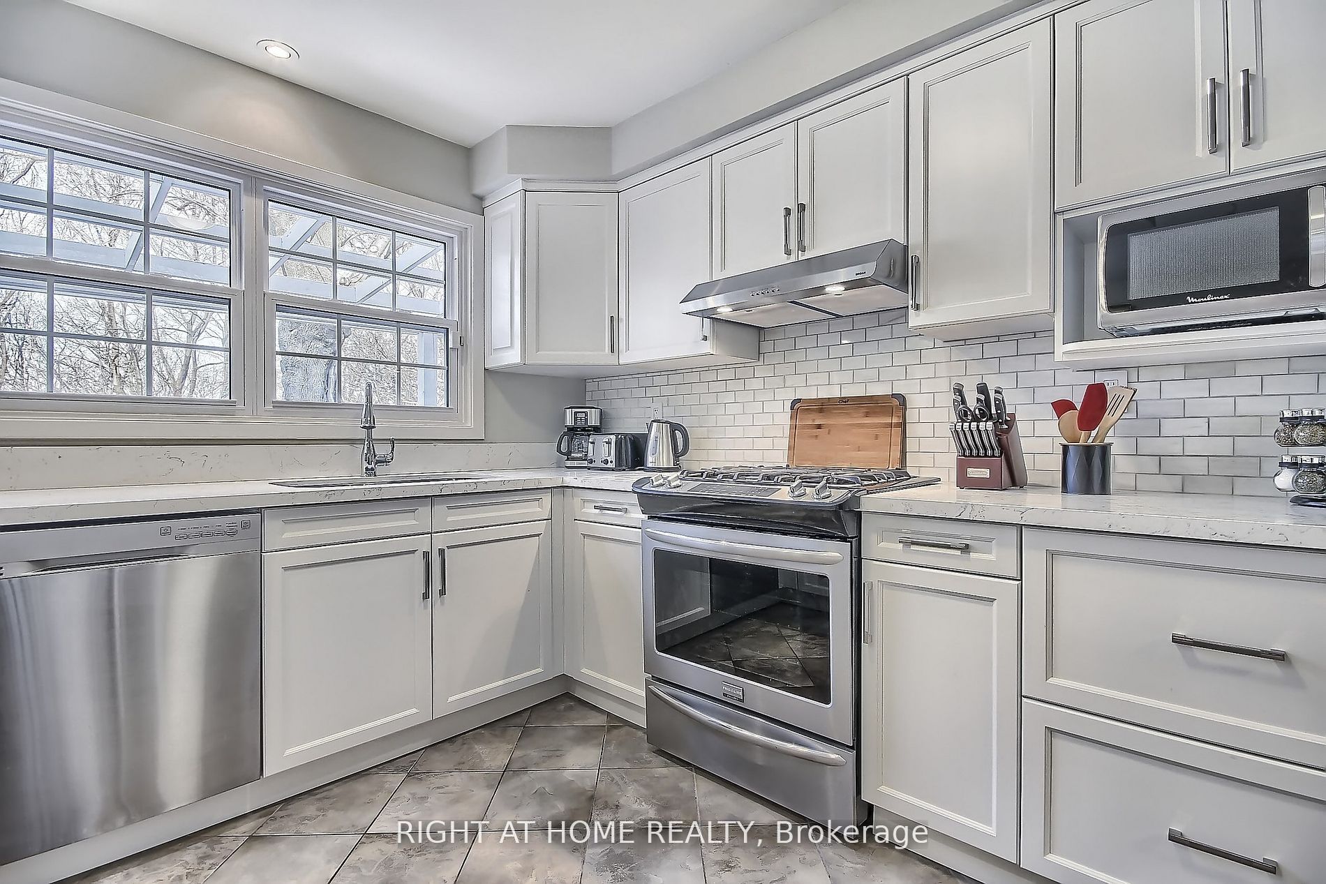 12 George Henry Blvd