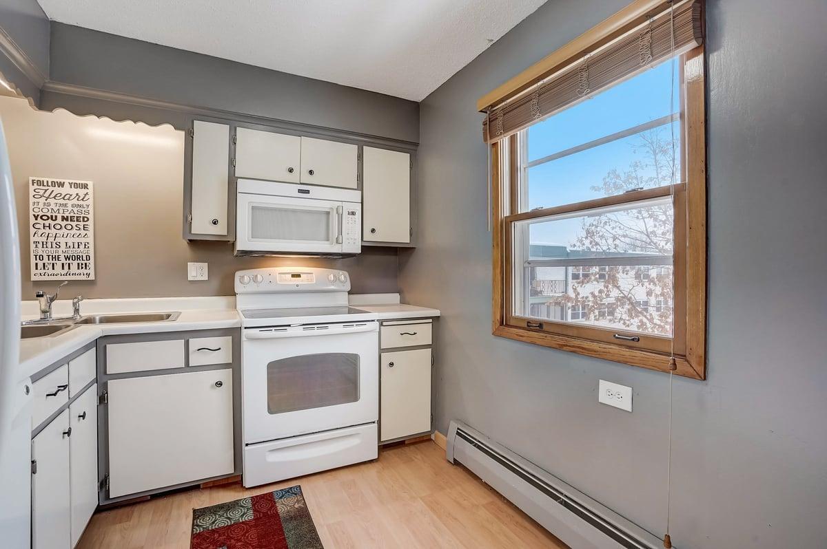 2730 Dale Street N D301