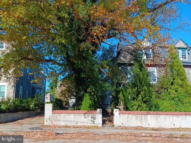 67 E High Street