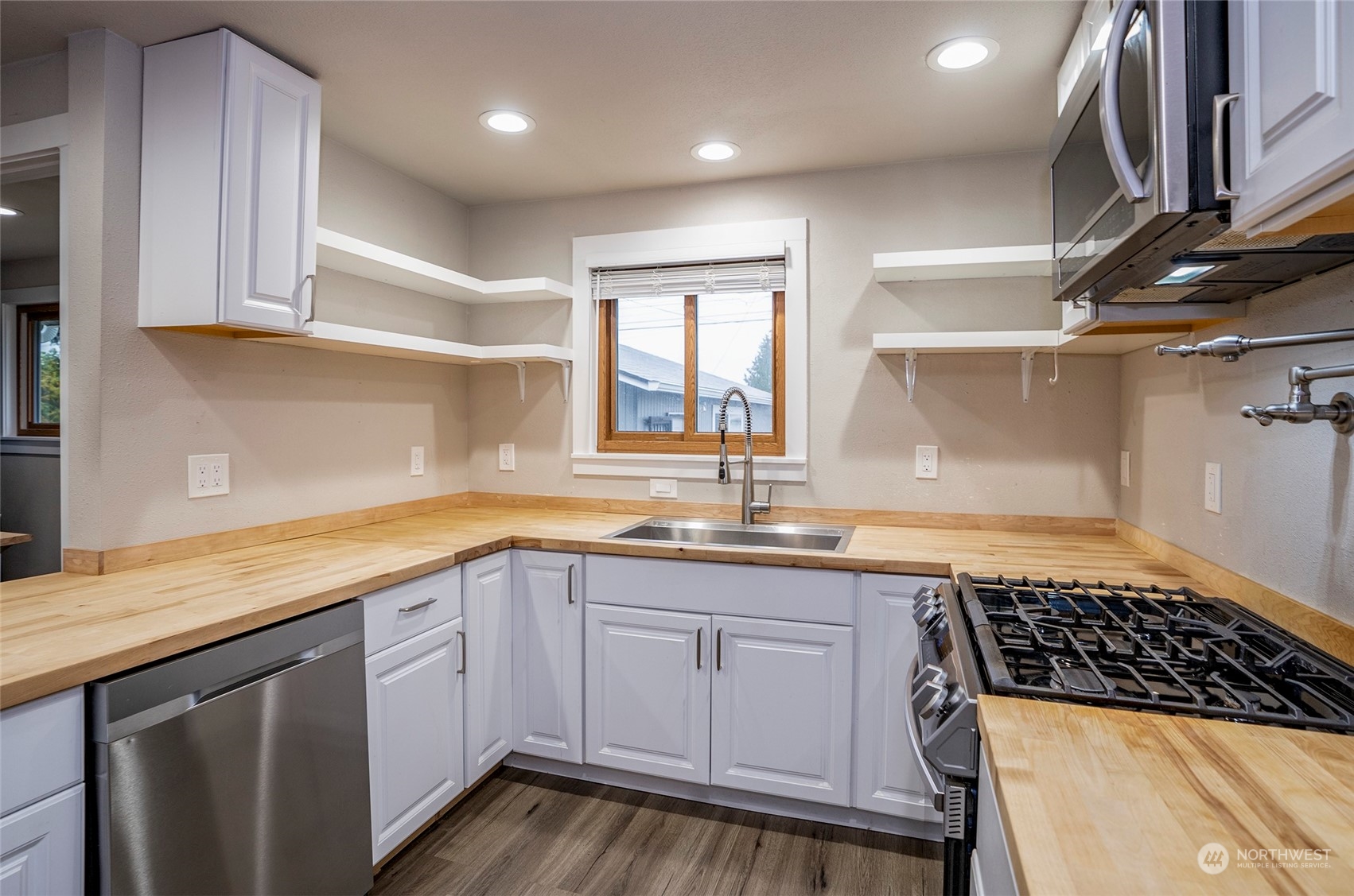 1017 E 59th