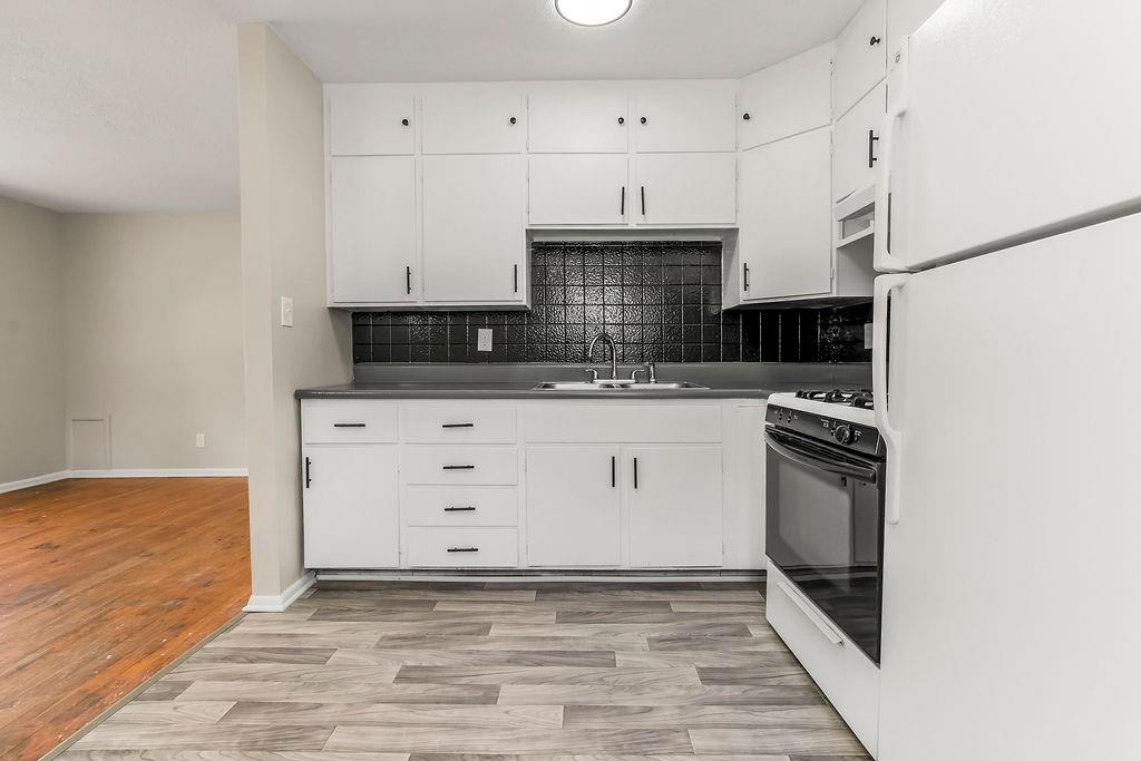 1607 N Cherokee Street