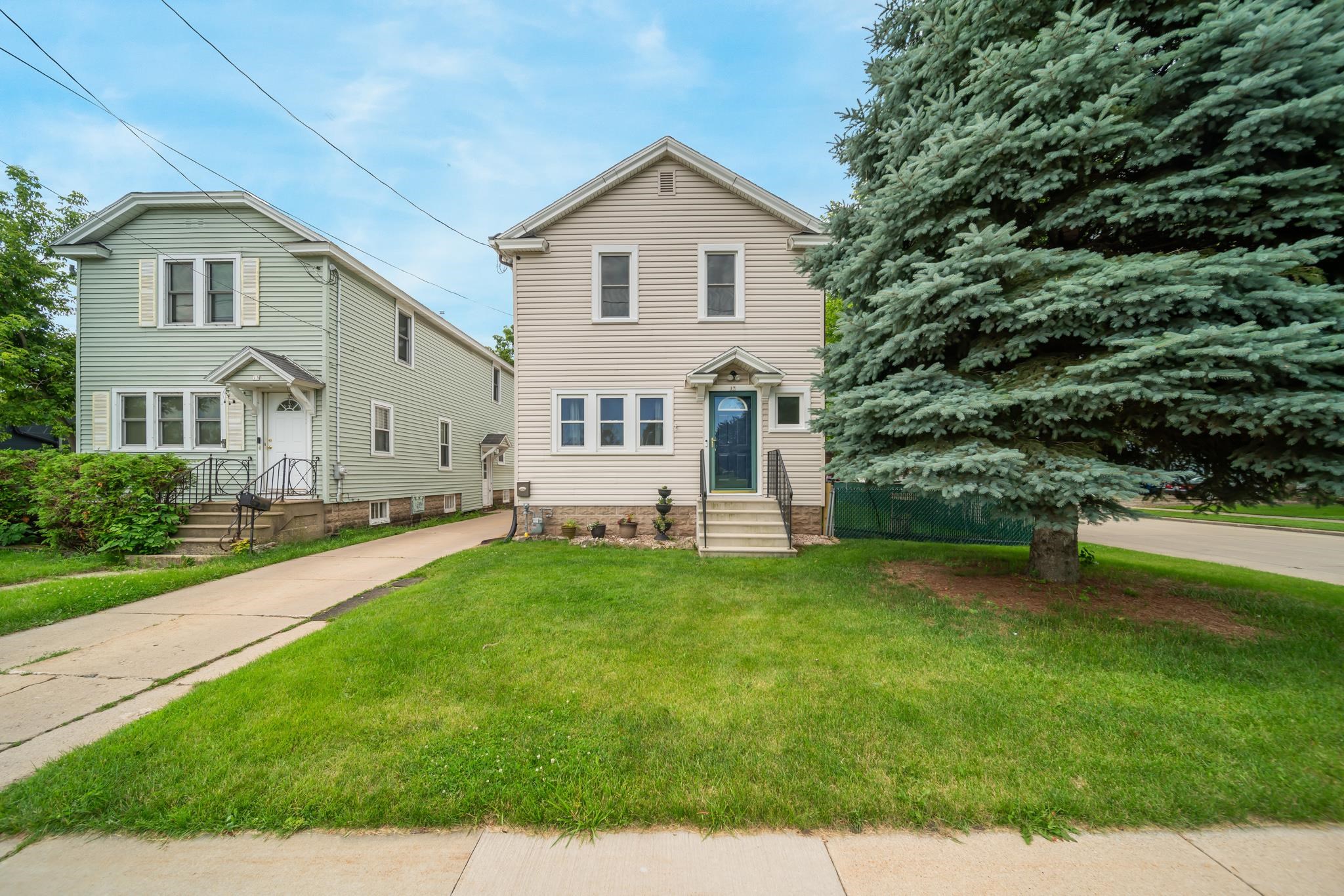 17 SCOTT Avenue
