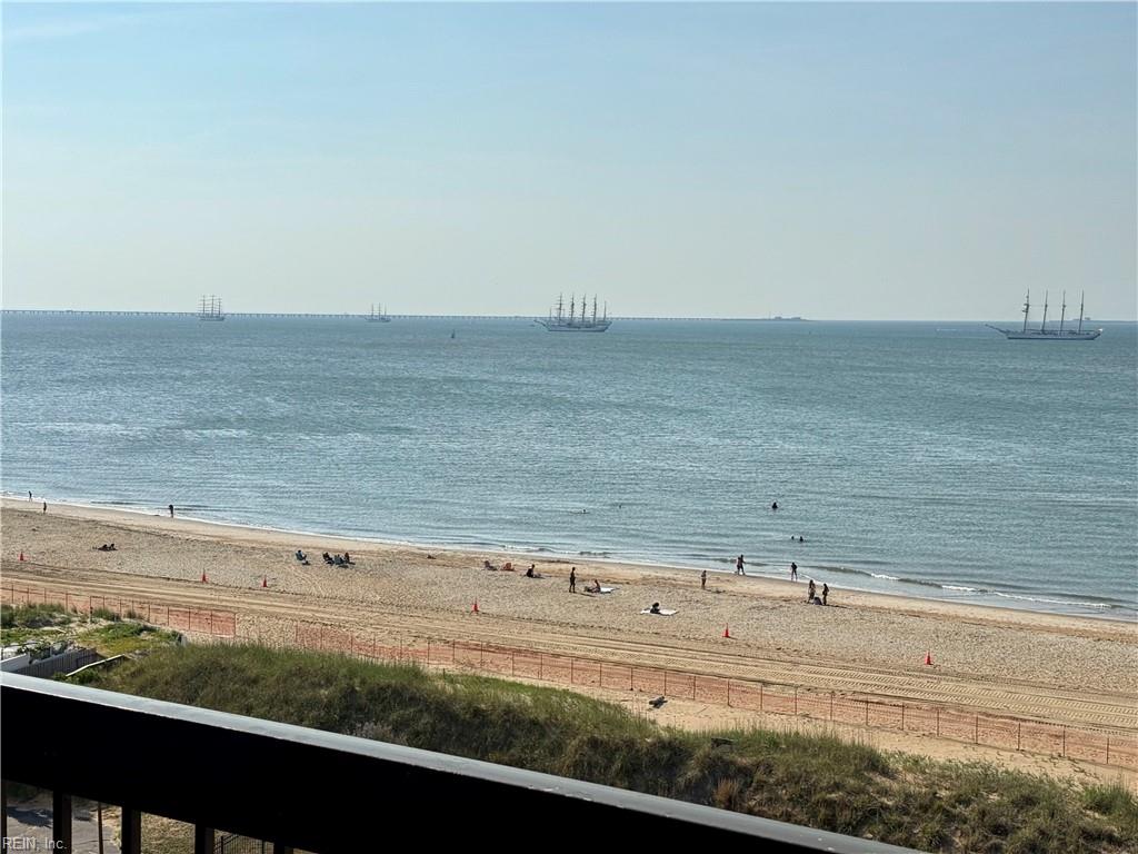 2830 Shore Drive 706