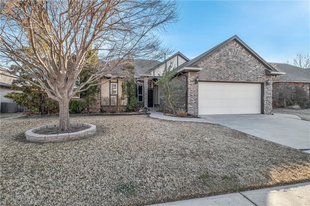 Cute and Move-In ready! This home is nestled in the Sonoma Lakes Addition in the heart of Edmond. It offers 3 bedrooms, 2 full bathrooms, and an office with french doors. Come and enjoy the community clubhouse, pool and park in this neighborhood. Close to diverse eateries, shopping, extracurricular activities, and lots of other amenities. Take advantage of being nestled between major highways for easy commute times to anywhere in the metropolitan area. The backyard is great for outdoor living and entertaining with a covered patio. Tenant responsible for annual HOA. Tenant to verify all information.
