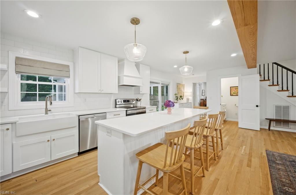 708 Kings Grant Court