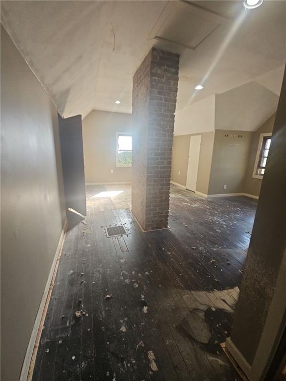 5301 NW Waukomis Drive