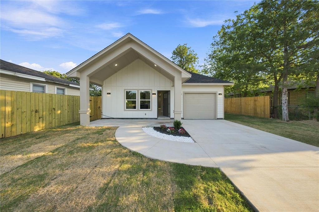 Welcome to this beautifully newly constructed 3-bedroom, 2-bathroom home featuring a bright and spacious open-concept layout designed for comfortable living and entertaining. The kitchen offers modern finishes, ample cabinetry, and a large island that opens seamlessly to the main living area. Enjoy the convenience of a spacious interior laundry room and thoughtfully designed living spaces throughout. The primary suite provides a comfortable retreat, while the additional bedrooms offer flexibility for family, guests, or a home office. Step outside to a large, fully fenced backyard, perfect for outdoor gatherings, pets, or relaxing. With its modern construction, inviting layout, and spacious yard, this home is a wonderful opportunity to make it your own!