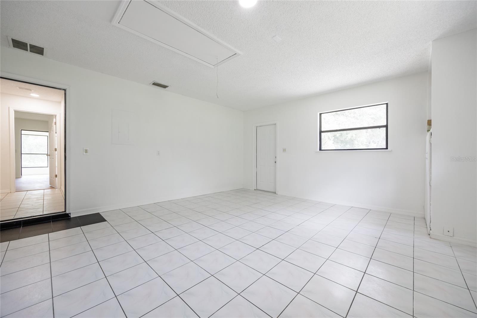 3207 E Withlacoochee Trail