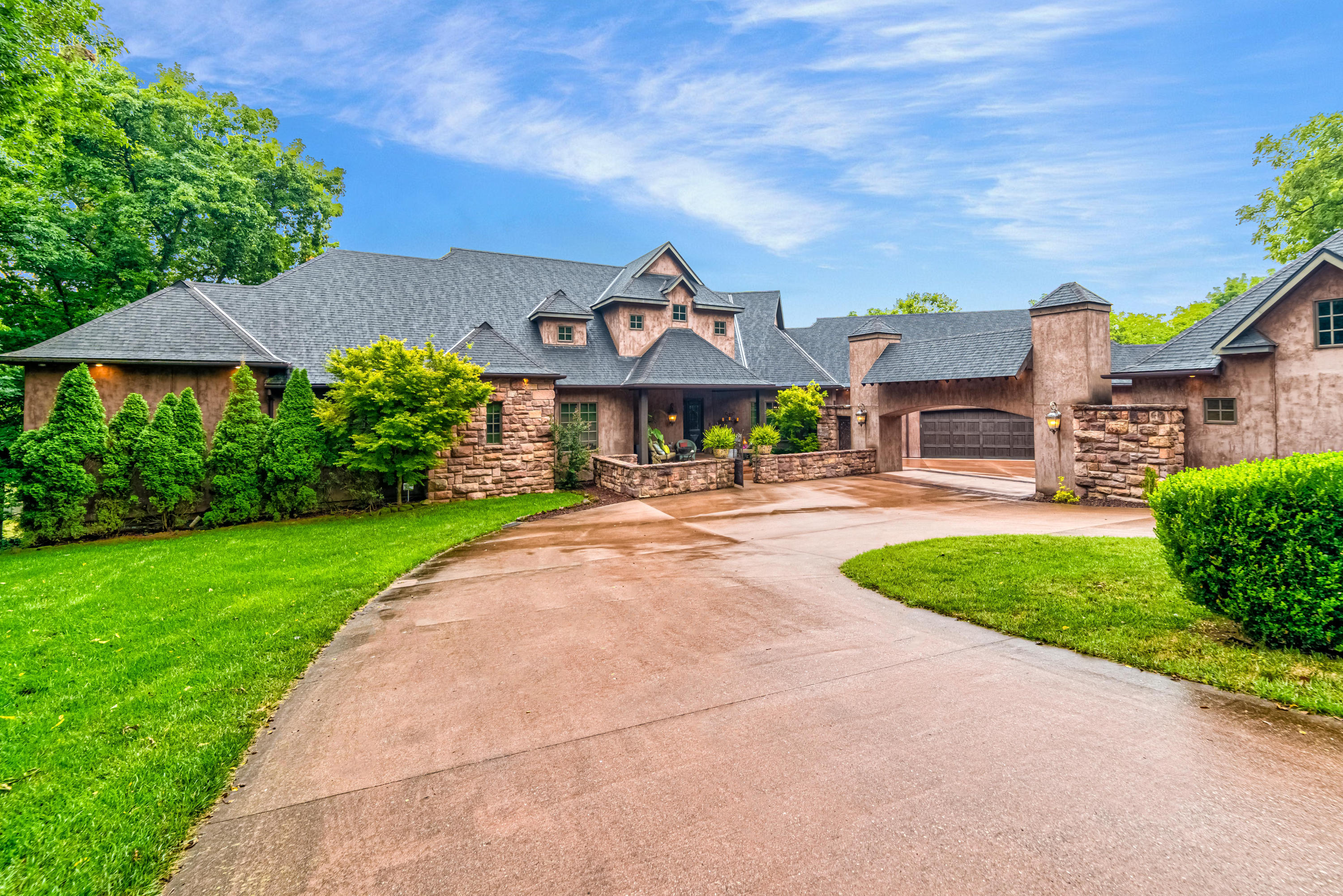 4818 S Landon Court