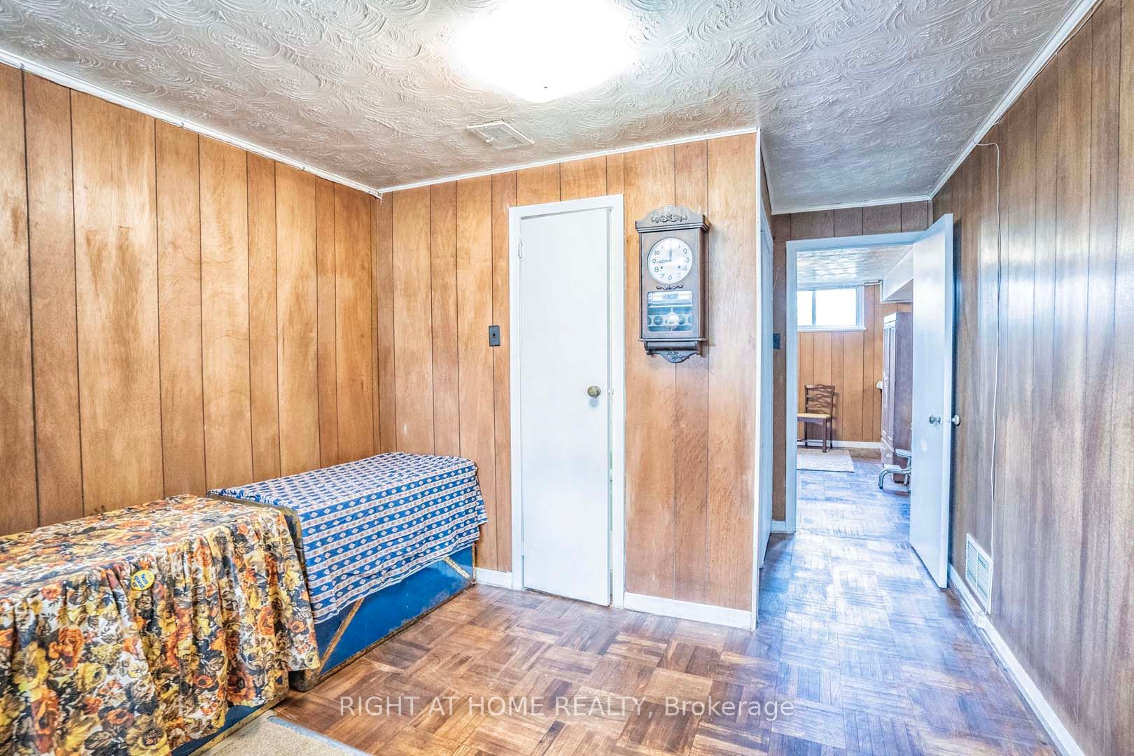 1149 Birchmount Rd