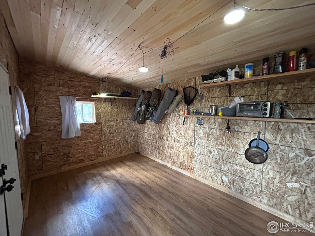 416 Comanche Cir