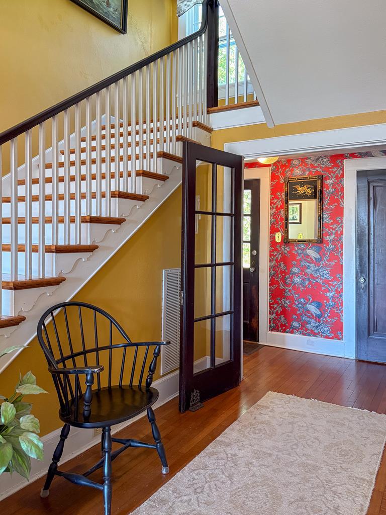 212 Bay Ave 9A