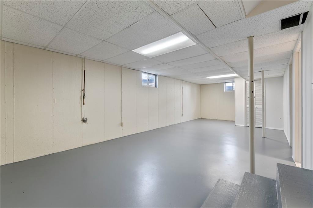 32241 NE Neosho Road