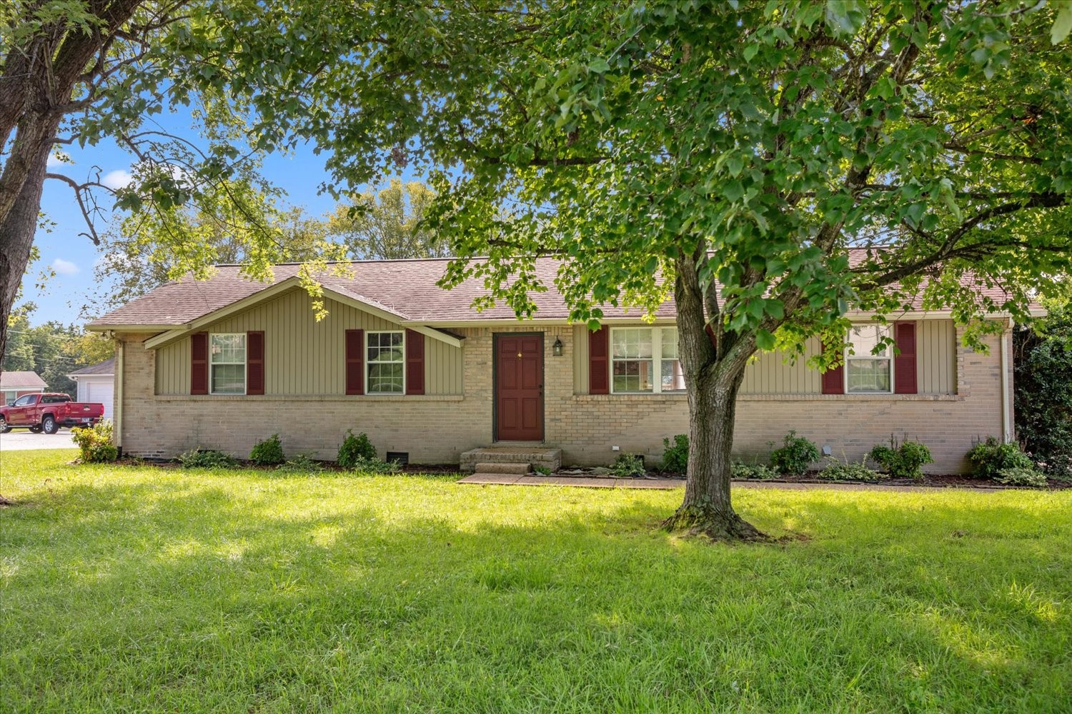 Welcome home to 3005 Westwood Drive, Columbia Tennessee. This brick, single level home offers 3 bedrooms, 2 baths and an open living area perfect for everyday living and entertaining. Enjoy the bonus room for extra space, plus a laundry room with additional storage. The large, level lot features a fenced backyard, a deck ideal for relaxing, and a storage shed for all your tools and gear. NO HOA