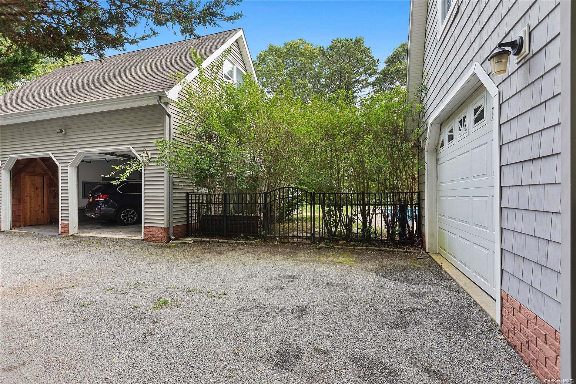 11 Prospect Boulevard