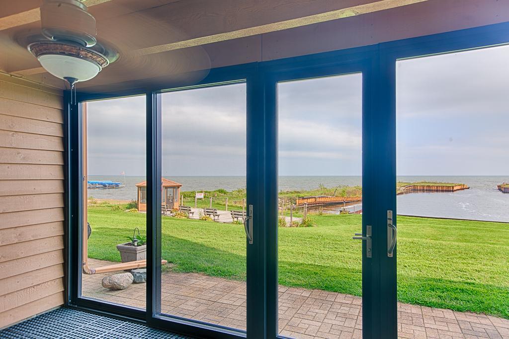 10490 Us Highway 169 106