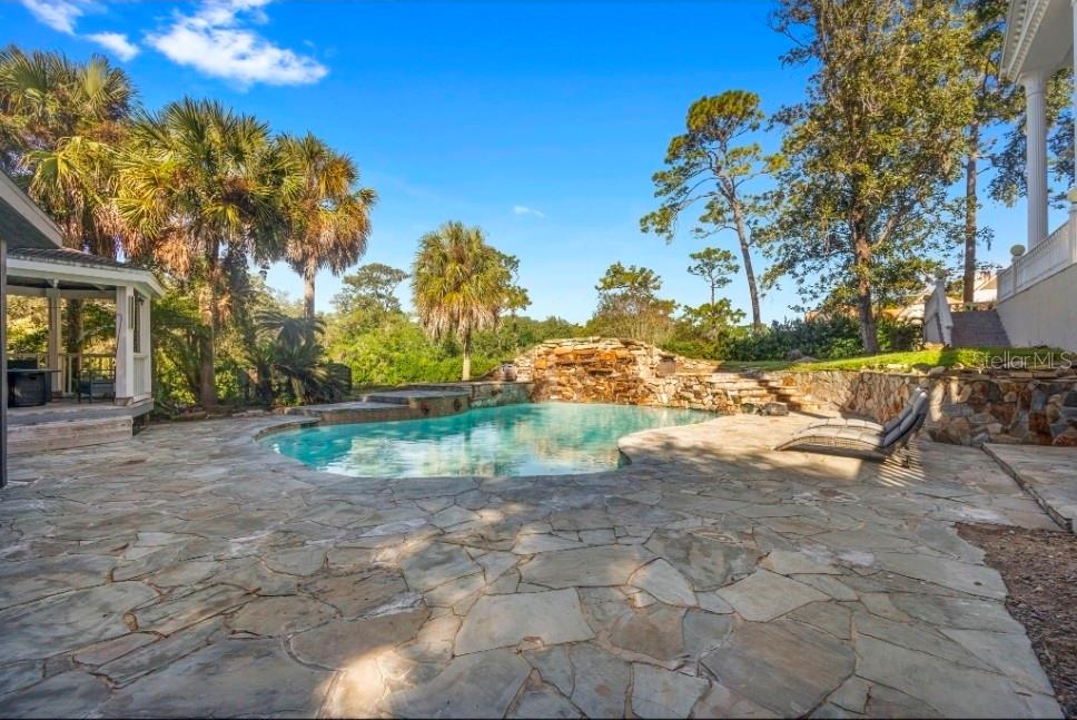 1126 Brownshire Court