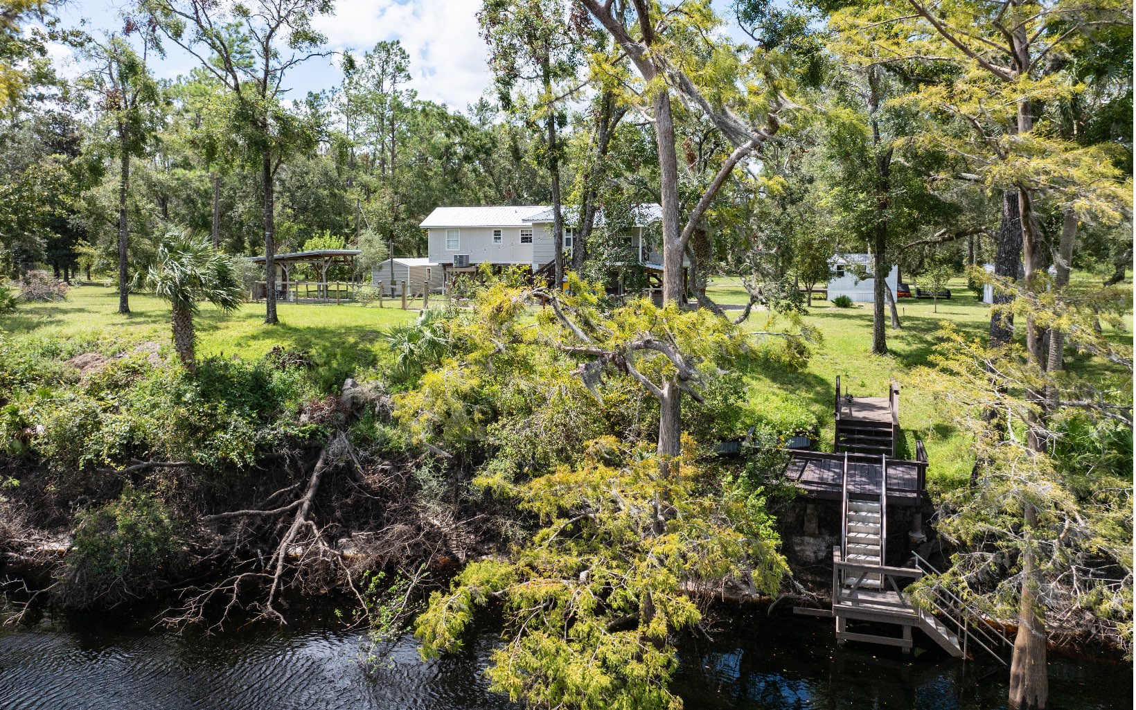 939 NW Banta Acres Rd