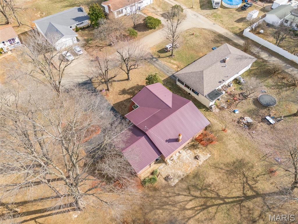 303 N Carter Street