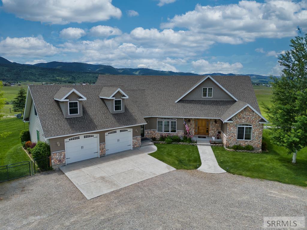 280 Cedar Circle