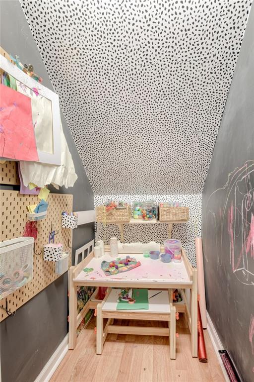 6623 Cottonwood Drive