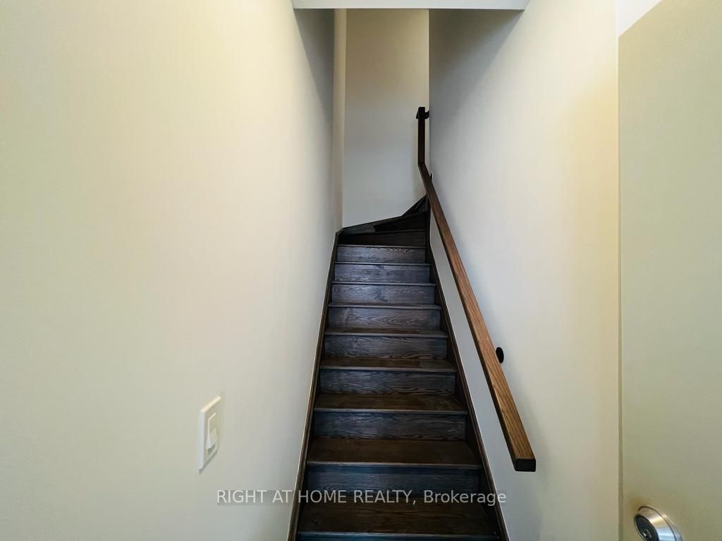 5 William Jackson Way 53