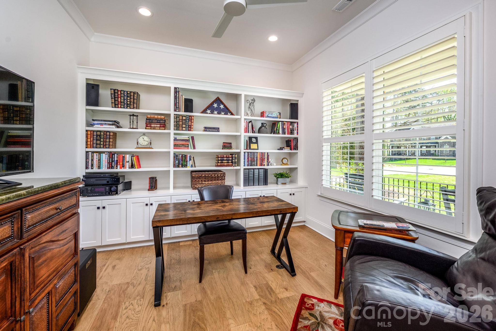 2411 Callaghan Court