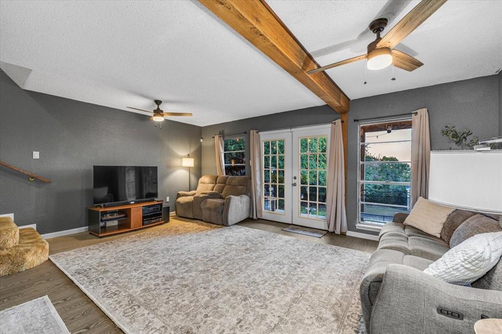 1106 Scenic Drive