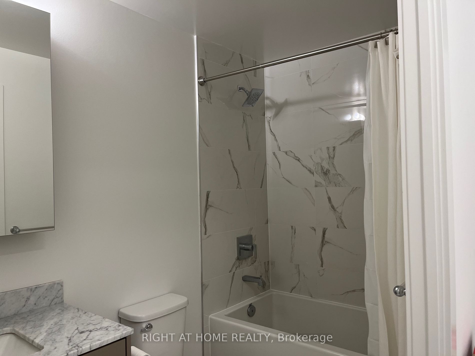 100 Eagle Rock Way 501