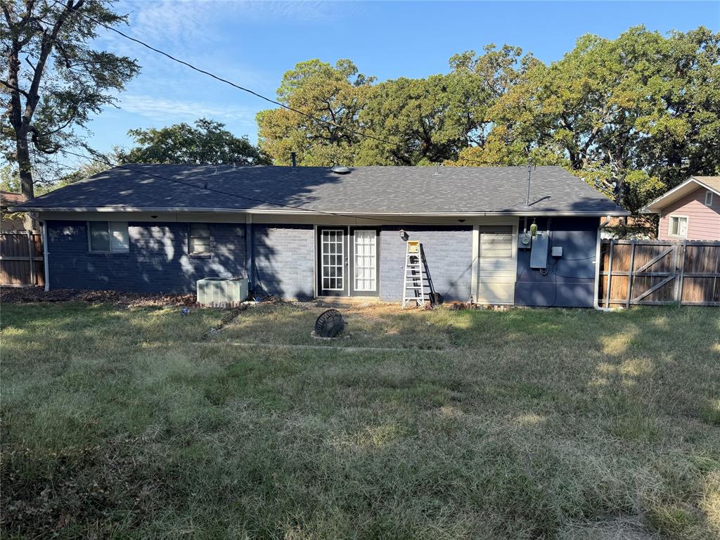 110 S Hickory Avenue