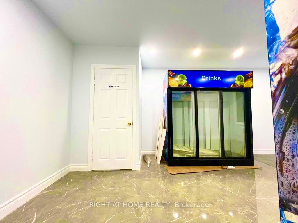 39 Prince St