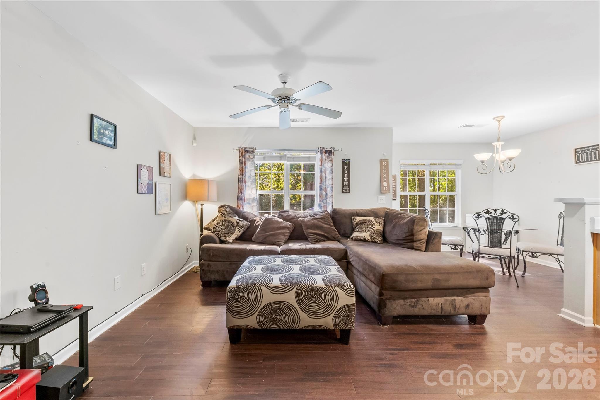 8144 Christmas Court