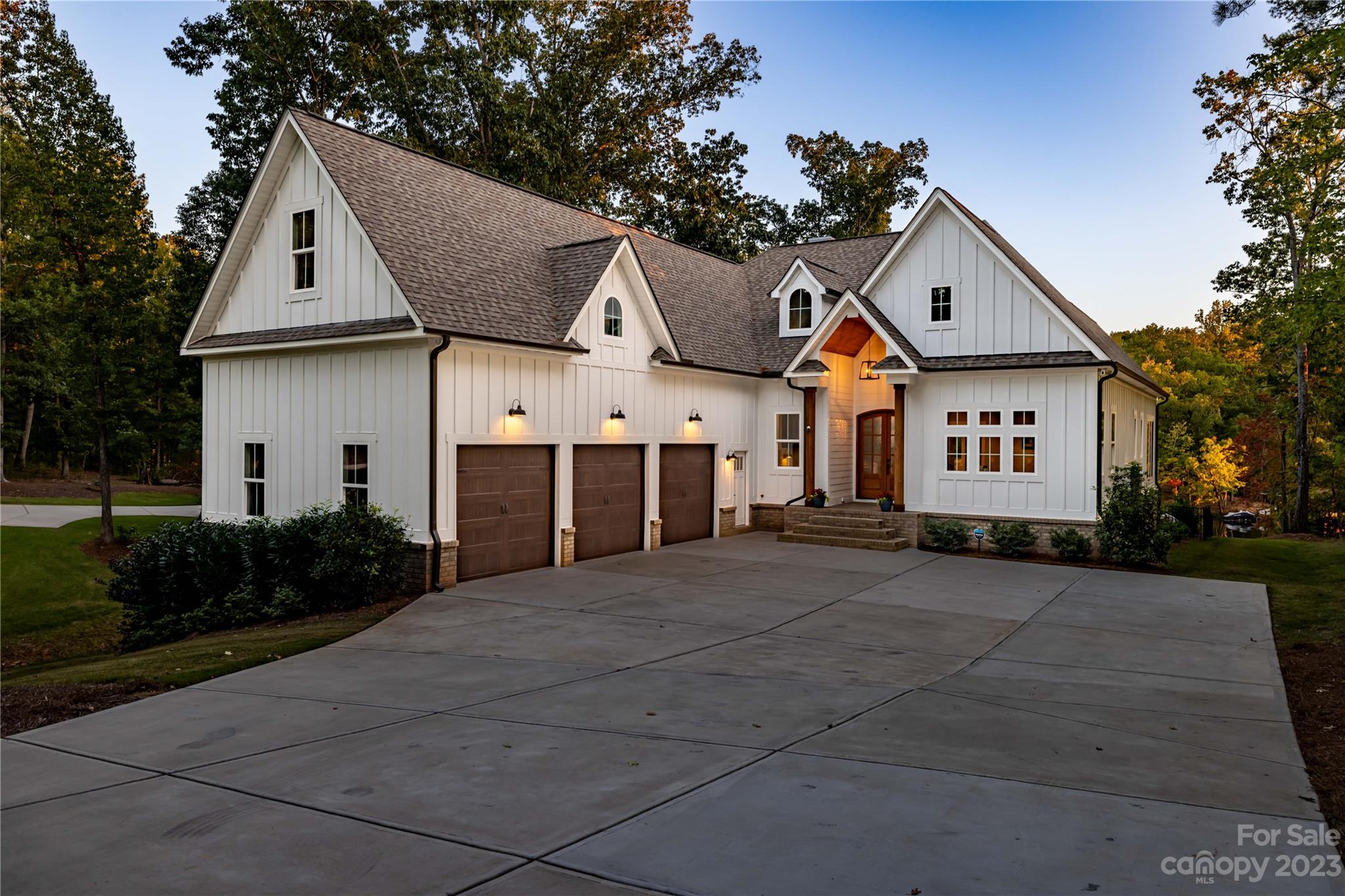 205 Water Oak Way