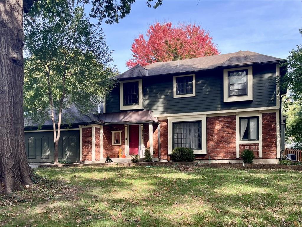 1512 E Sunvale Drive